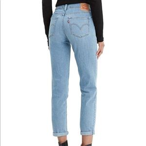 Women’s Levi’s